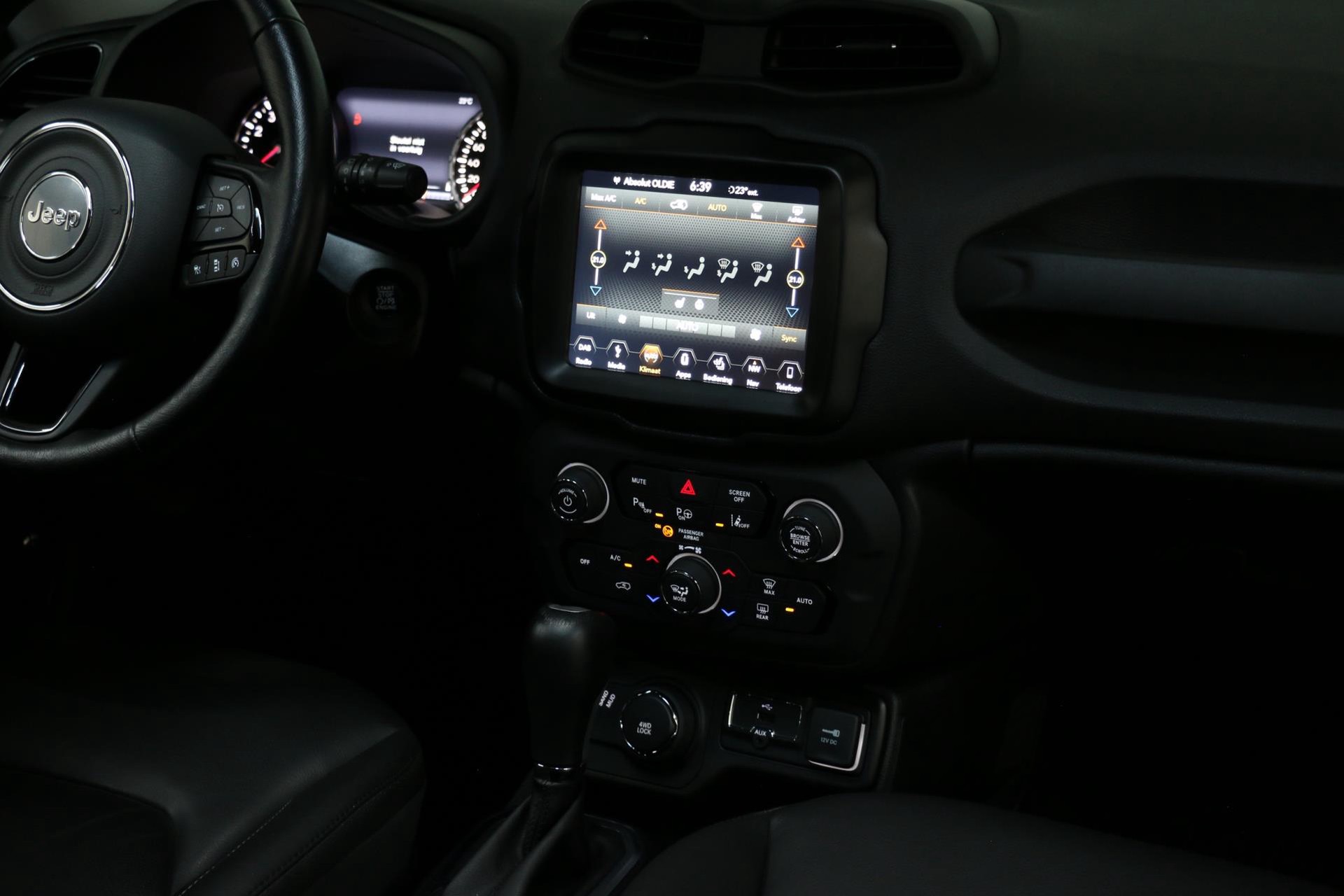 28530265-33.jpg