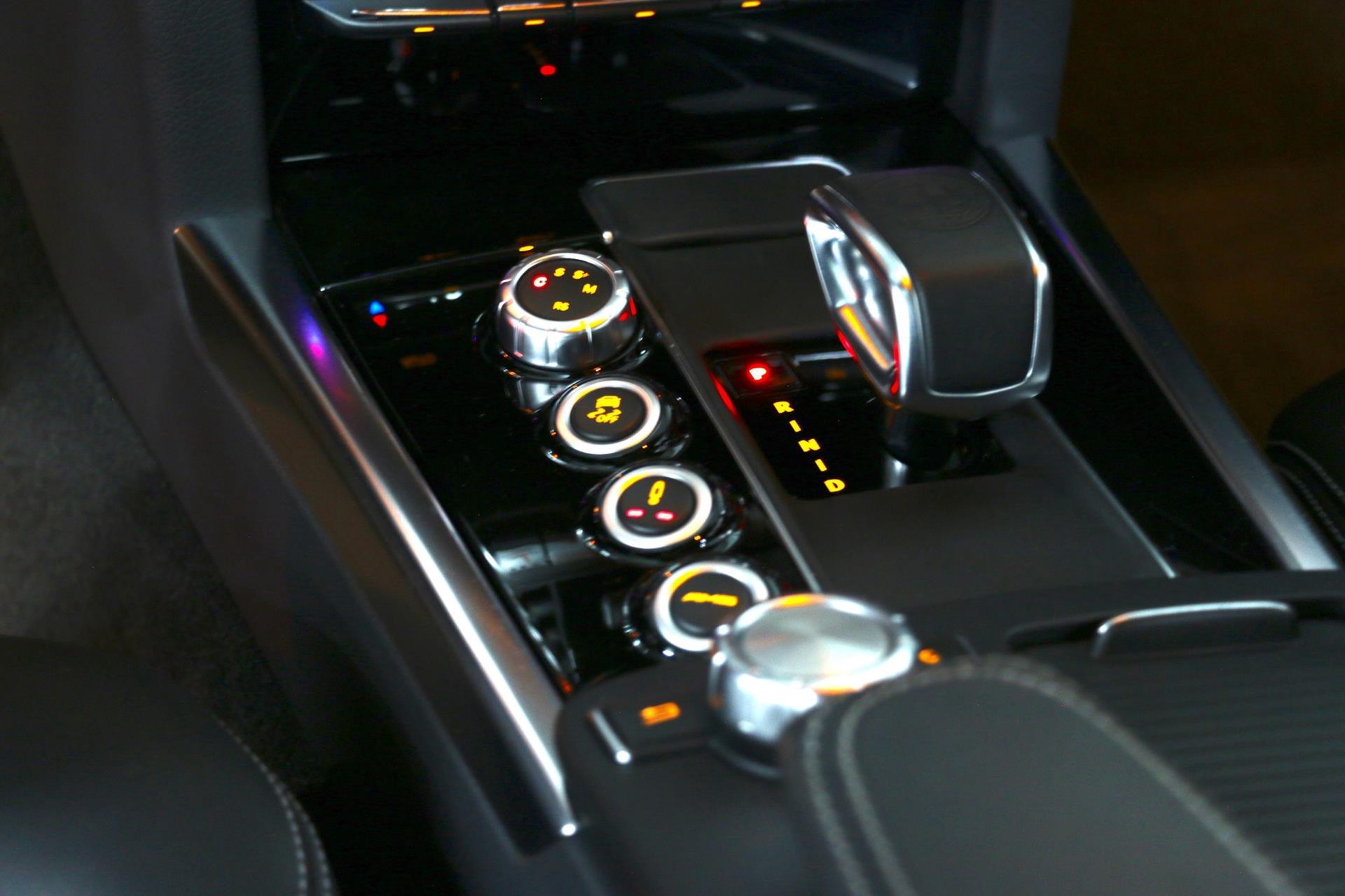 30814295-70.jpg