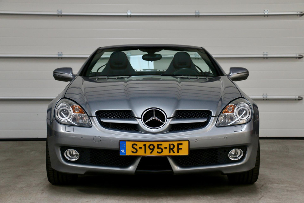 34396935-1.jpg