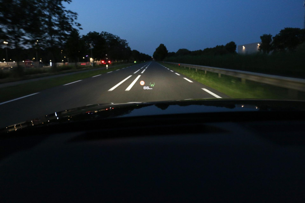 45593388-88.jpg